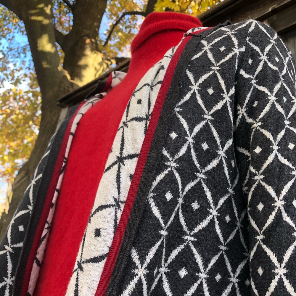 Belldini Sweater - Picture 6 of 16